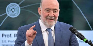 Ron Prosor