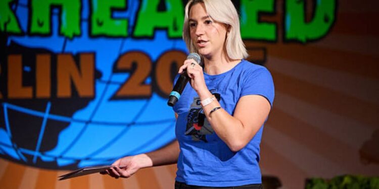 Victoria Reichelt