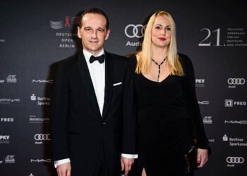 corinna maas beruf