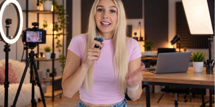 lia engel emma spice